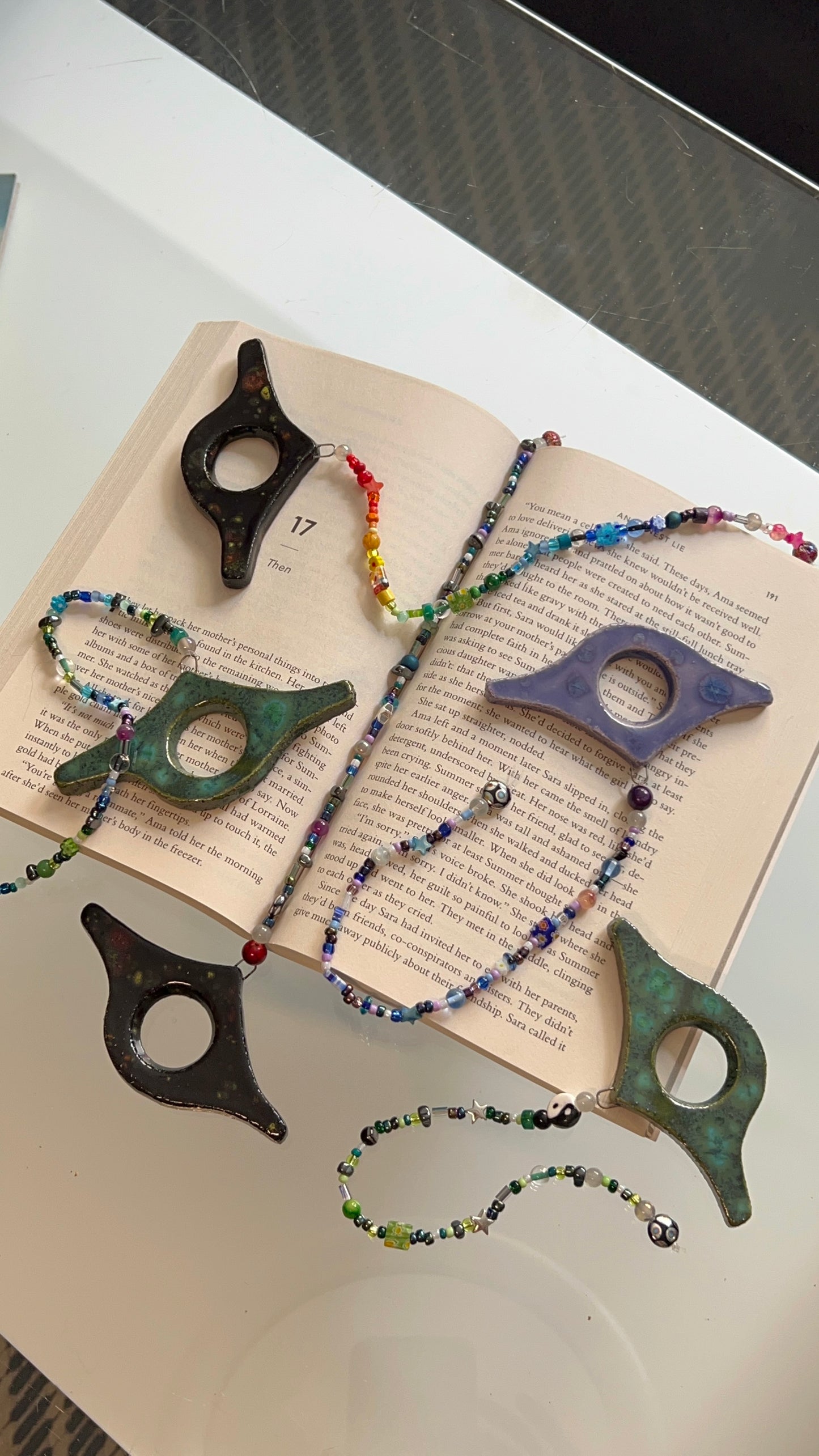 Bookmark+Page Holder